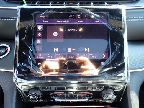 New 2025 Jeep Grand Cherokee Altitude image 21