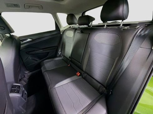 New 2026 Volkswagen Taos SE FWD image 22