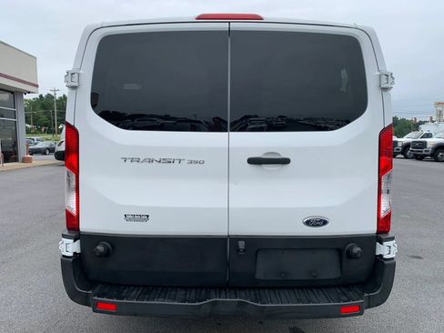 Used 2016 Ford Transit 350 XL RWD image 4
