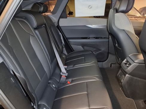 Used 2026 Cadillac Optiq Luxury 1 image 7