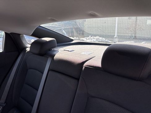 Used 2024 Chevrolet Malibu LT image 25