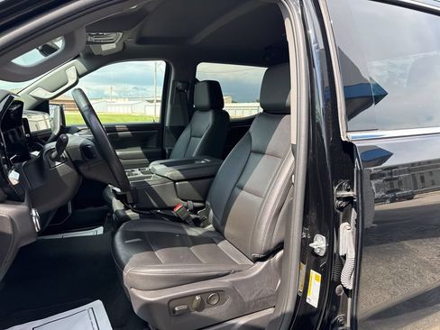 Used 2025 GMC Sierra 1500 SLT AWD/4WD image 12