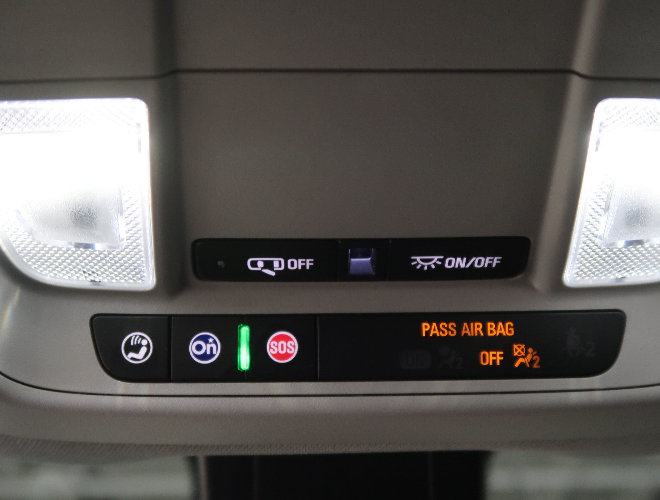 Used 2023 Chevrolet Equinox LT FWD image 32