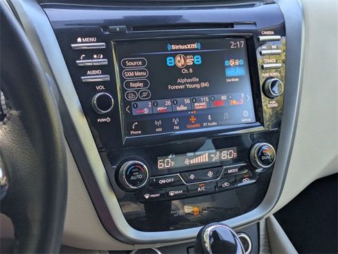 Used 2023 Nissan Murano SV image 17