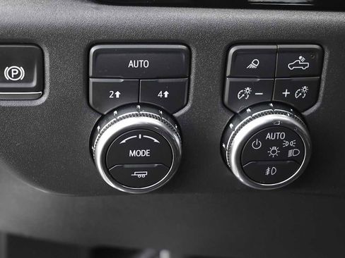 Used 2025 GMC Sierra 1500 SLT image 21