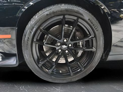 Used 2019 Dodge Challenger R/T Scat Pack w/ Shaker Package image 9