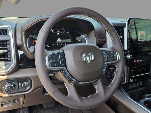 Used 2026 RAM 1500 Laramie AWD/4WD image 10