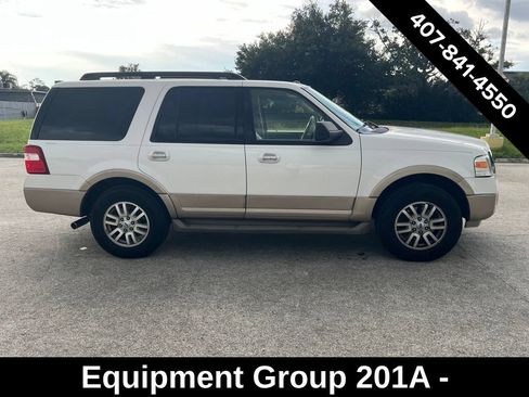 Used 2014 Ford Expedition XLT w/ Equipment Group 201A RWD image 2