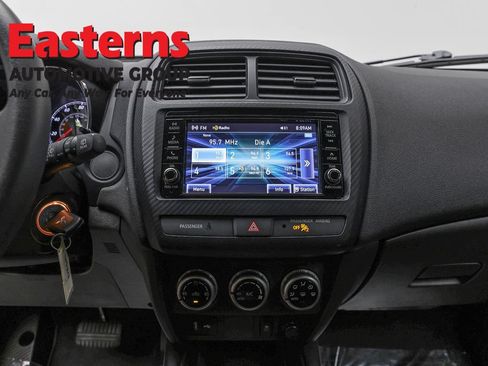 Used 2025 Mitsubishi Outlander Sport ES AWD/4WD image 12