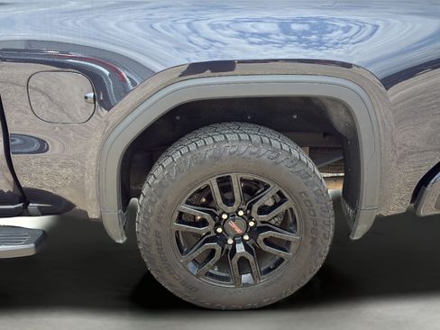 Used 2022 GMC Sierra 1500 Elevation w/ X31 Off-Road Package AWD/4WD image 40