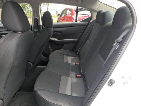 Used 2024 Nissan Sentra SV FWD image 13