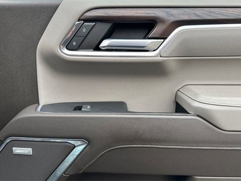 Used 2023 GMC Sierra 1500 SLT w/ SLT Premium Plus Package image 21