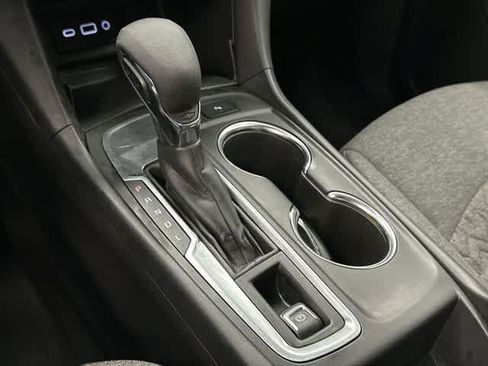 Used 2024 Chevrolet Equinox LT FWD image 24