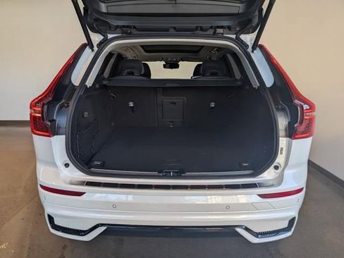 New 2026 Volvo XC60 B5 Ultra w/ Protection Package Premier AWD/4WD image 5