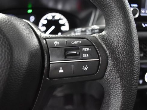 Used 2025 Honda HR-V LX image 25