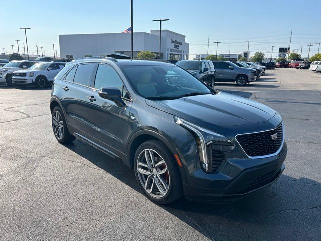 Used 2021 Cadillac XT4 Sport AWD/4WD image 4