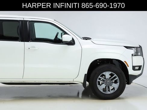 Used 2025 Nissan Frontier SV w/ SV Convenience Package image 49