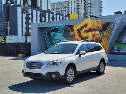 Used 2017 Subaru Outback 2.5i Premium image 1