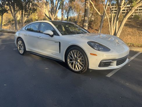 Used 2020 Porsche Panamera 4 AWD/4WD image 3
