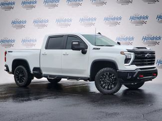 Used 2025 Chevrolet Silverado 2500 LT w/ Trail Boss Package video 2