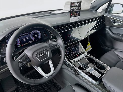 New 2025 Audi Q7 3.0T Premium Plus image 10