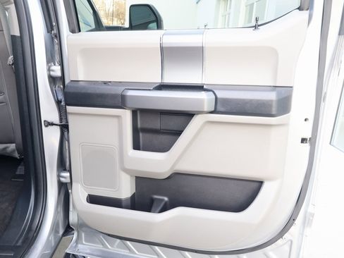 Used 2020 Ford F150 XLT w/ Equipment Group 302A Luxury image 30