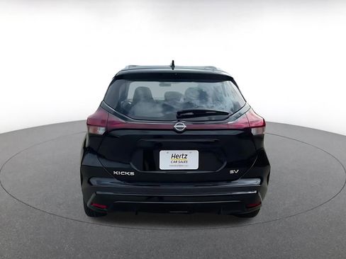Used 2024 Nissan Kicks SV image 12
