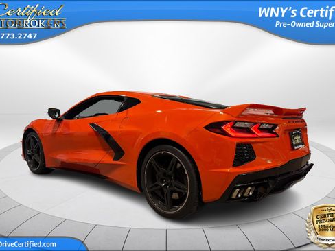 Used 2020 Chevrolet Corvette Stingray Preferred Cpe w/ 2LT Preferred Equipment Group RWD image 8