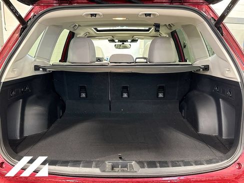Used 2024 Subaru Forester Premium AWD/4WD image 29