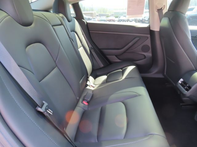 Used 2023 Tesla Model 3 Standard Range RWD image 29