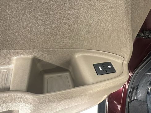 Used 2016 Honda Pilot Touring image 22