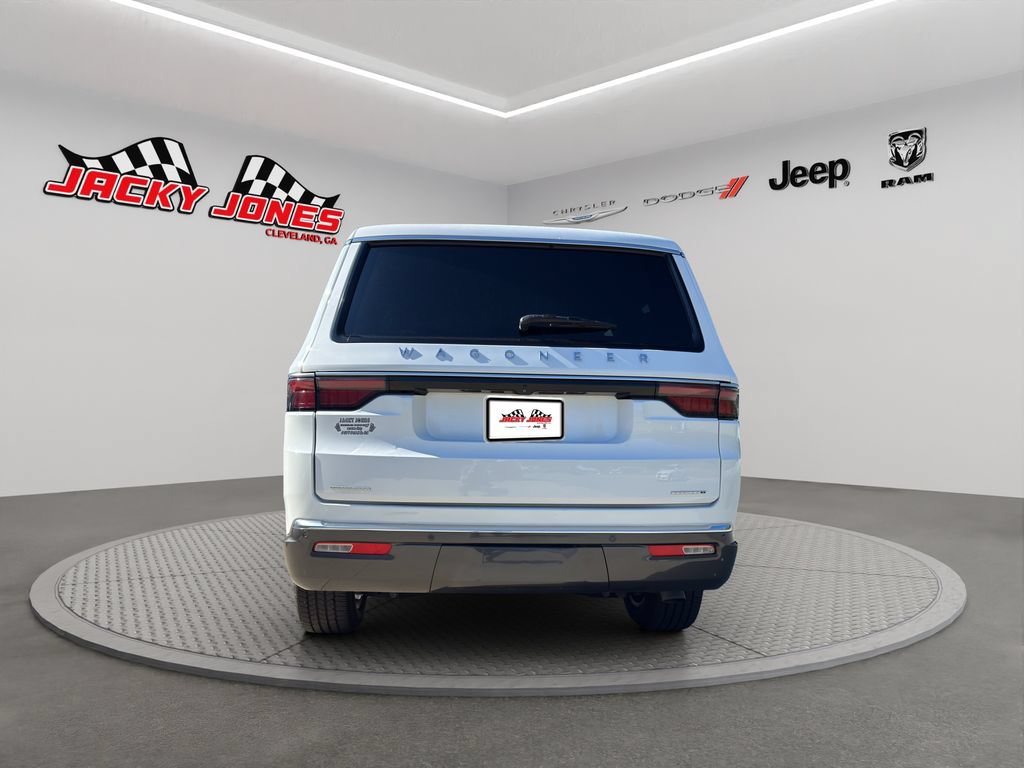 Used 2022 Jeep Wagoneer Series II AWD/4WD image 7