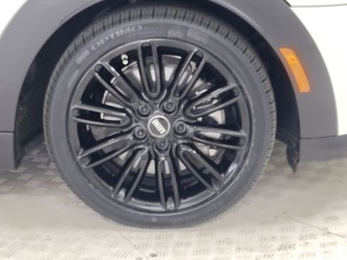 Certified 2024 MINI Cooper S image 4