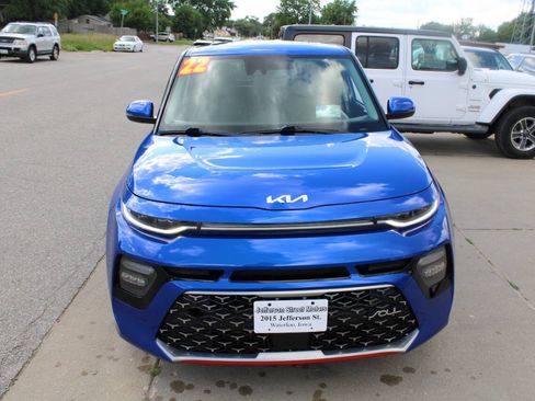 Used 2022 Kia Soul Turbo FWD image 3