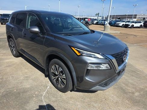 Used 2023 Nissan Rogue SV FWD image 9