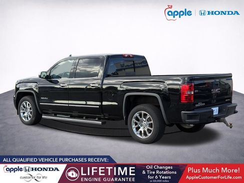 Used 2015 GMC Sierra 1500 Denali w/ Driver Alert Package AWD/4WD image 4