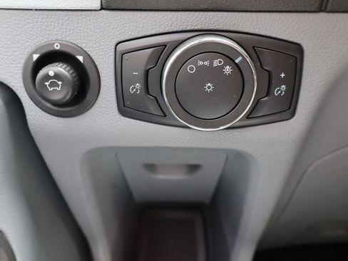 Used 2019 Ford Transit 350 XLT RWD image 26