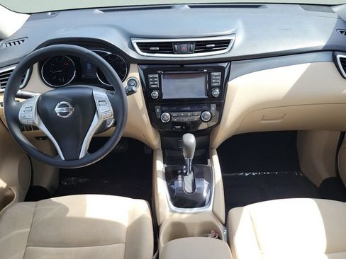 Used 2016 Nissan Rogue SV w/ SV Premium Package FWD image 11