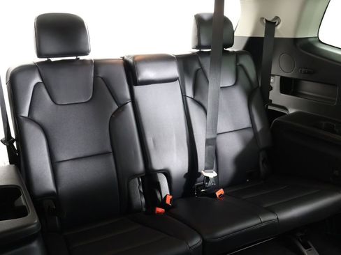 Used 2020 Kia Telluride LX FWD image 31