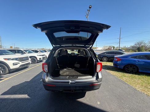 Used 2021 Ford Explorer 4WD w/ Class III Trailer Tow Package image 5