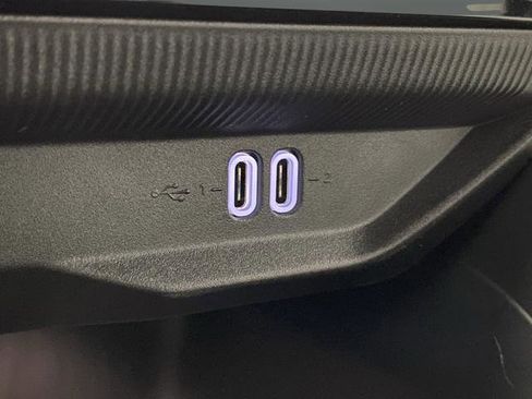 New 2026 Jeep Cherokee Limited image 24