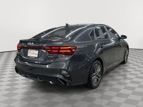 Used 2023 Kia Forte GT-Line w/ GT-Line Premium Package image 4