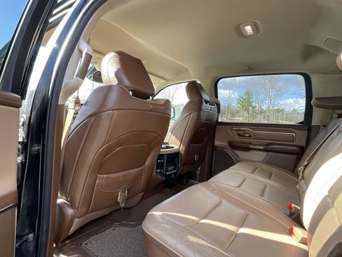 Used 2019 RAM 1500 Limited image 13