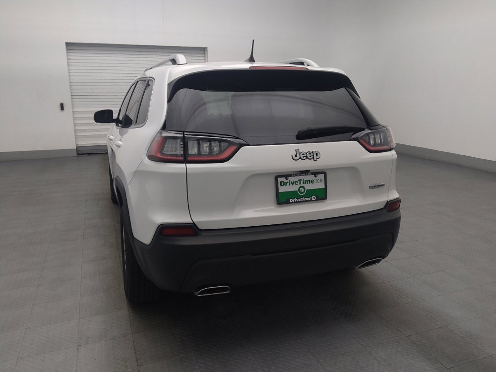 Used 2019 Jeep Cherokee Latitude Plus w/ Comfort/Convenience Group FWD image 6