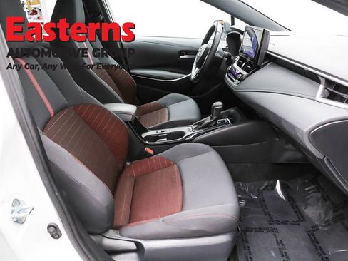 Used 2025 Toyota Corolla SE image 24