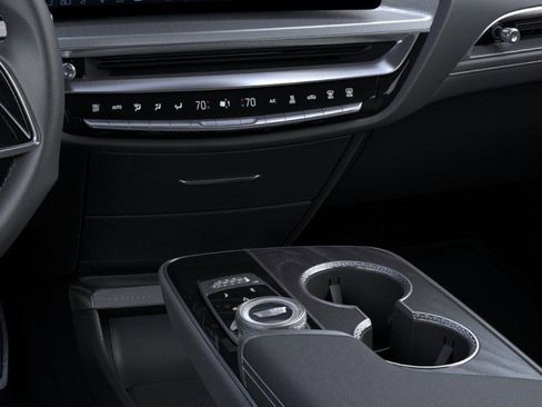 New 2026 Cadillac Lyriq V image 23