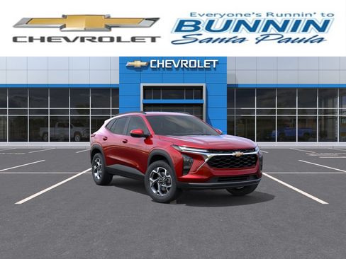 New 2026 Chevrolet Trax LT w/ LPO, Blackout Package FWD image 1