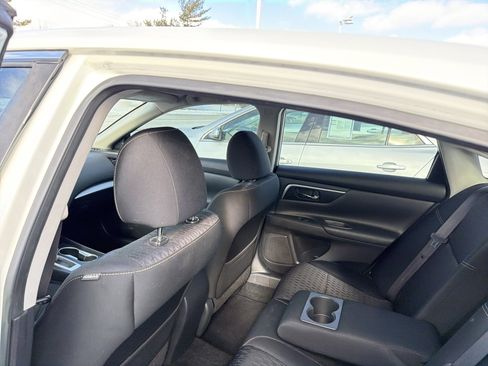 Used 2017 Nissan Altima 2.5 SV image 36