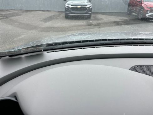 Used 2025 Hyundai Elantra SEL image 35