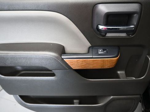 Used 2017 Chevrolet Silverado 1500 LTZ w/ Sport Package image 33